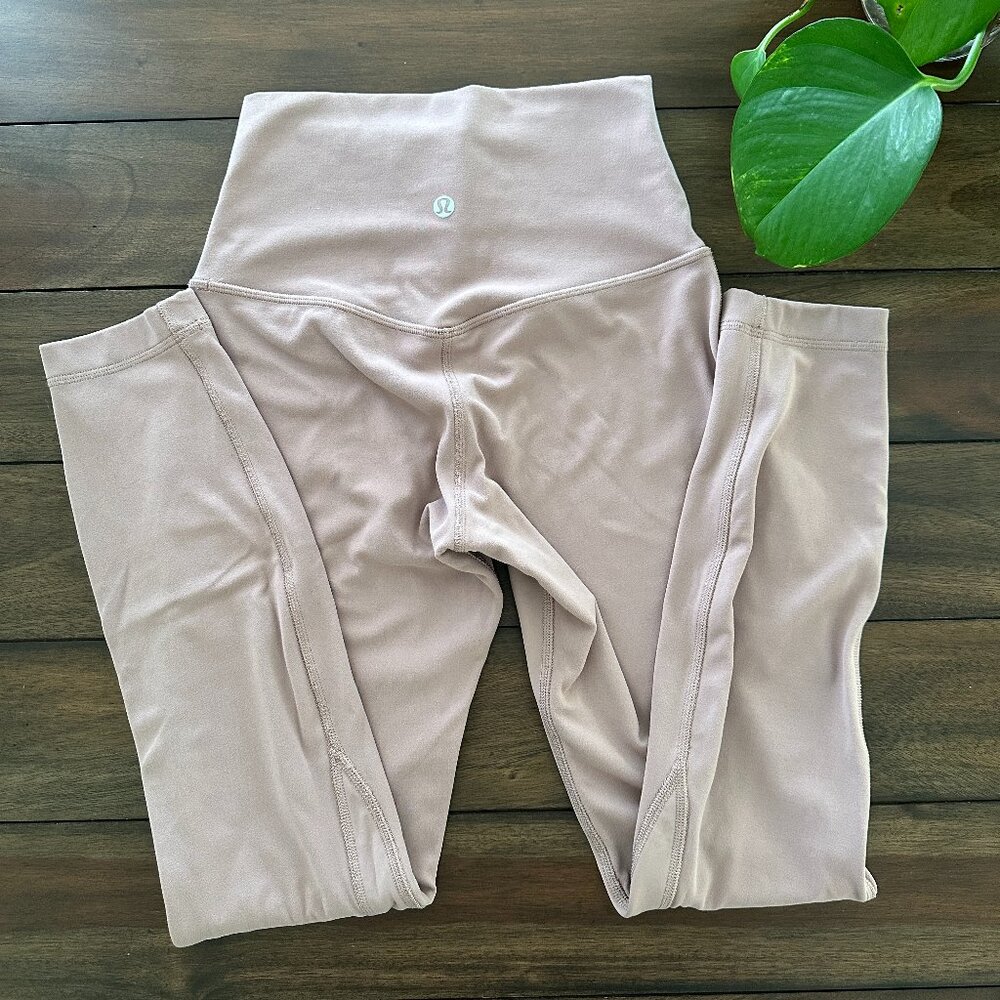 ❤️ 🧘🏻‍♀️ Lululemon Align High Rise Yoga Legging 4 Desert Rose Pale Pink LIKE NEW